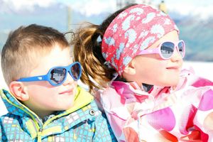 Как правильно выбрать детские солнцезащитные очки
